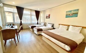 Taksim Newaz Hotel